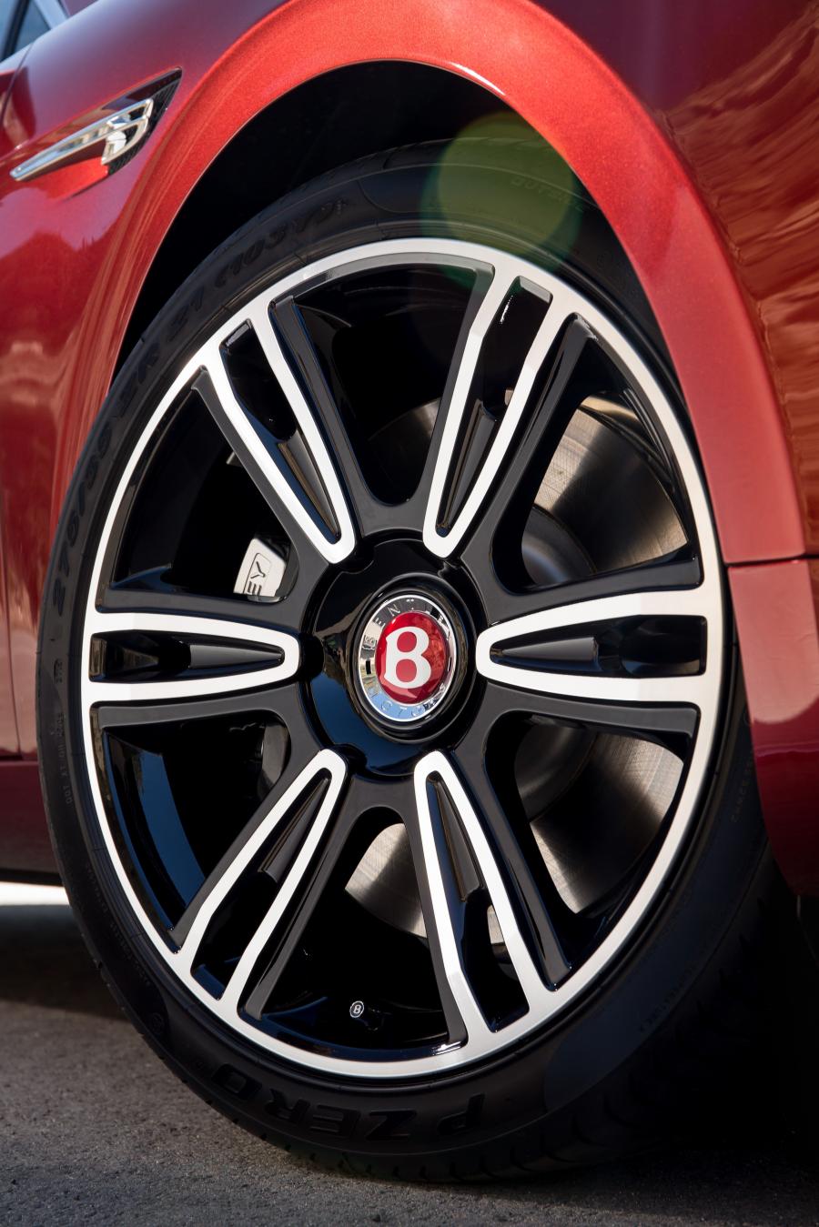 Колеса Bentley Flying Spur V8 S 2016 года  (фото 8 из 14)